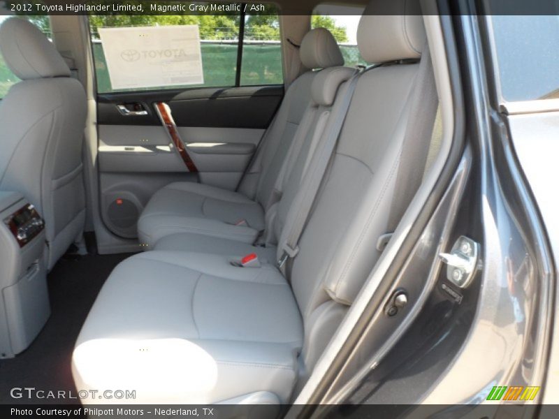 Magnetic Gray Metallic / Ash 2012 Toyota Highlander Limited