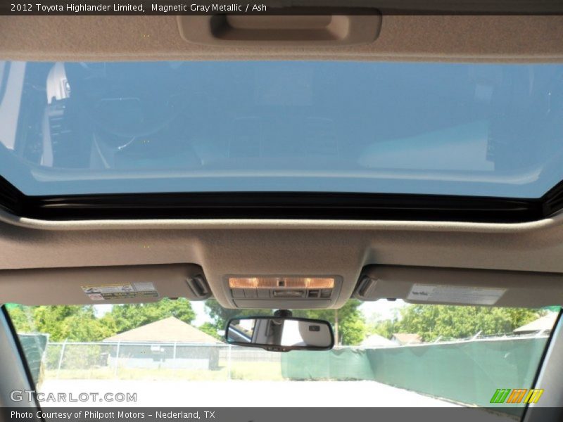 Magnetic Gray Metallic / Ash 2012 Toyota Highlander Limited