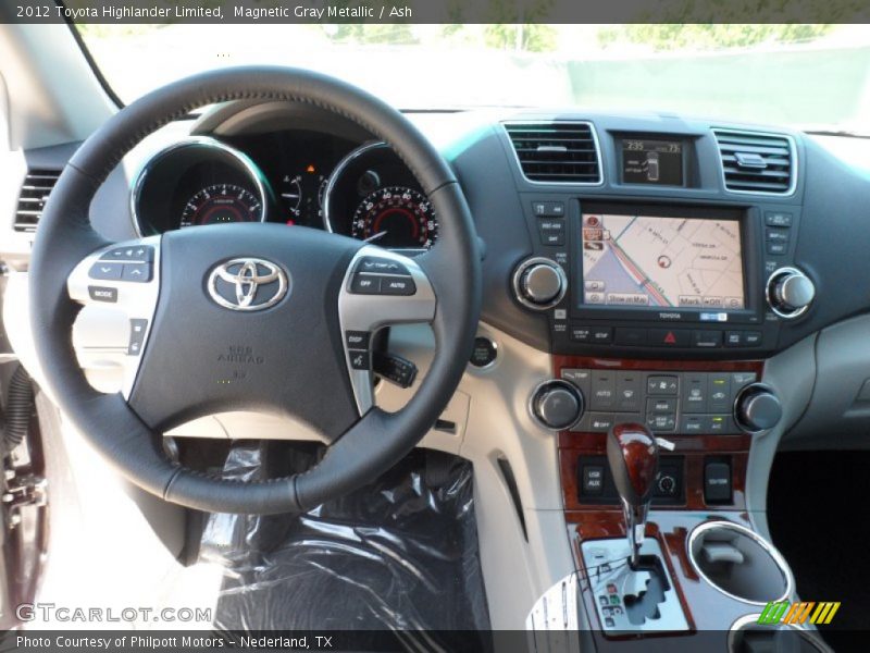 Magnetic Gray Metallic / Ash 2012 Toyota Highlander Limited