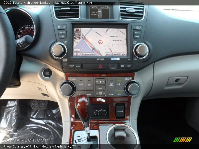 Magnetic Gray Metallic / Ash 2012 Toyota Highlander Limited