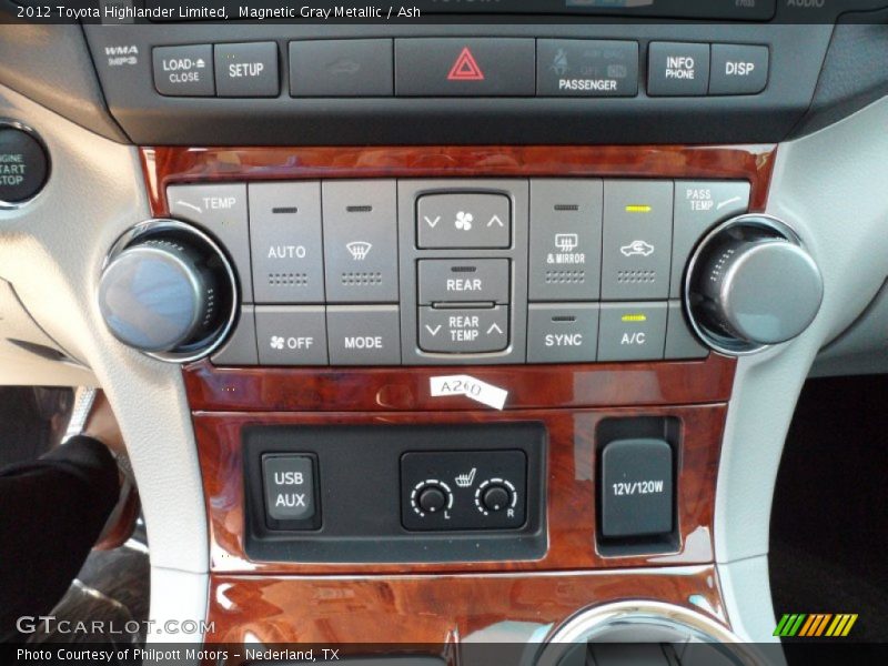 Magnetic Gray Metallic / Ash 2012 Toyota Highlander Limited