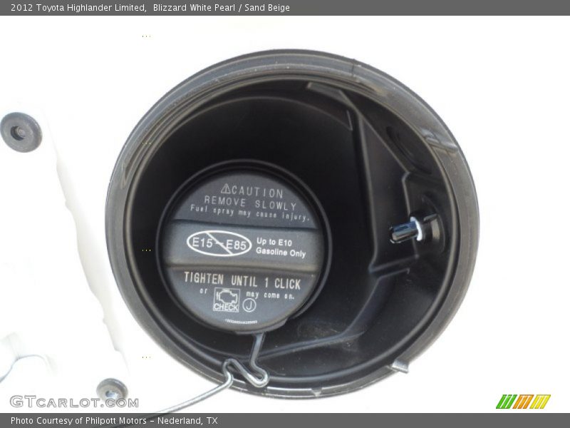 Blizzard White Pearl / Sand Beige 2012 Toyota Highlander Limited