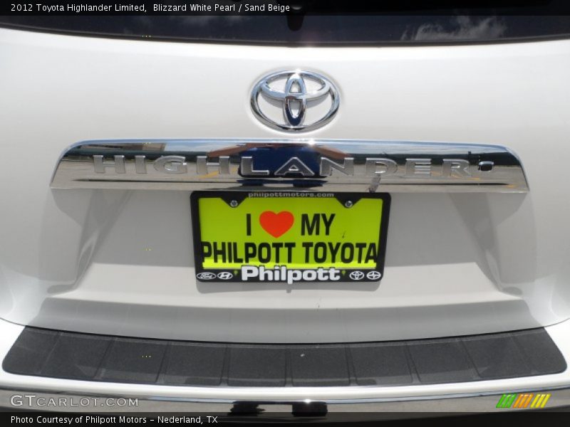 Blizzard White Pearl / Sand Beige 2012 Toyota Highlander Limited
