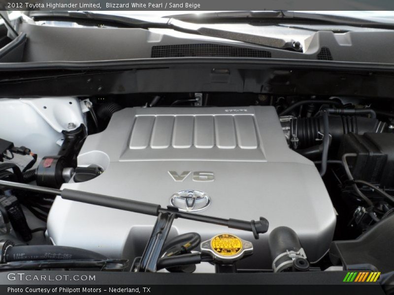 Blizzard White Pearl / Sand Beige 2012 Toyota Highlander Limited