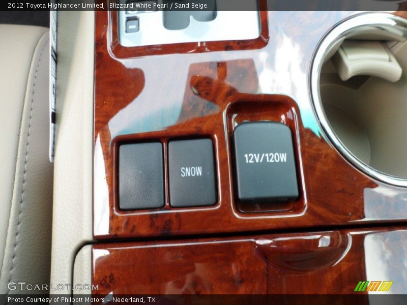 Blizzard White Pearl / Sand Beige 2012 Toyota Highlander Limited