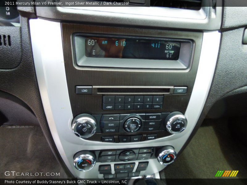 Controls of 2011 Milan V6 Premier