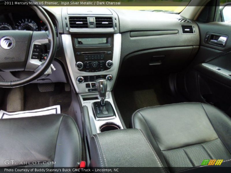 Dashboard of 2011 Milan V6 Premier
