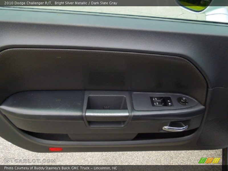 Bright Silver Metallic / Dark Slate Gray 2010 Dodge Challenger R/T