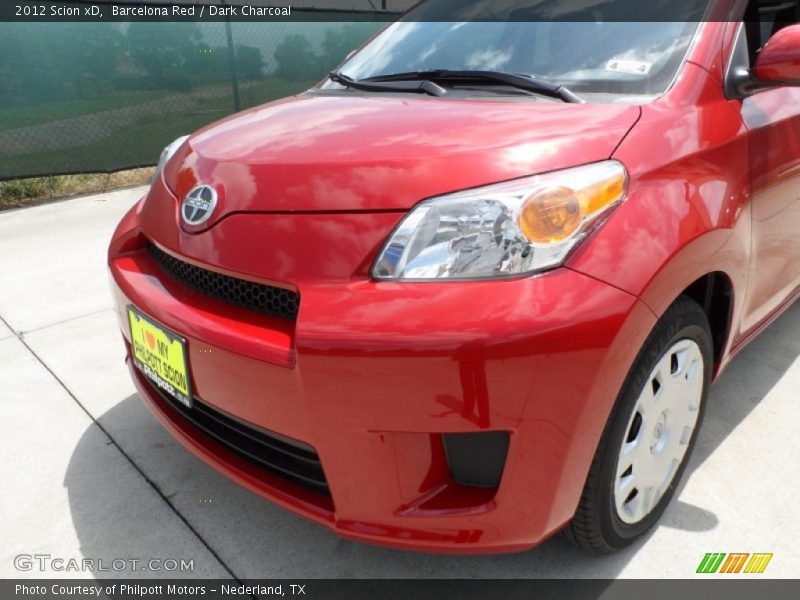Barcelona Red / Dark Charcoal 2012 Scion xD