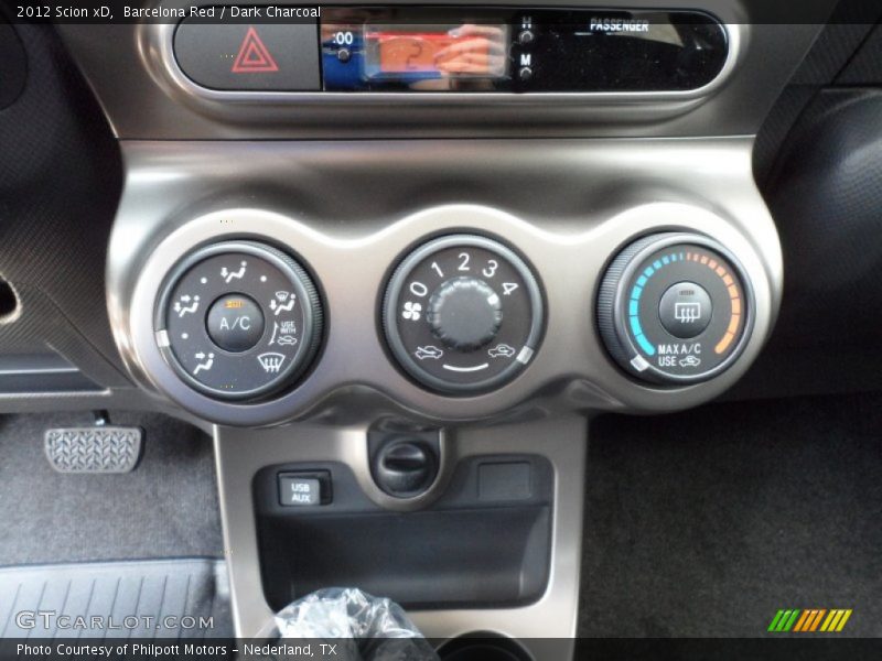 Barcelona Red / Dark Charcoal 2012 Scion xD
