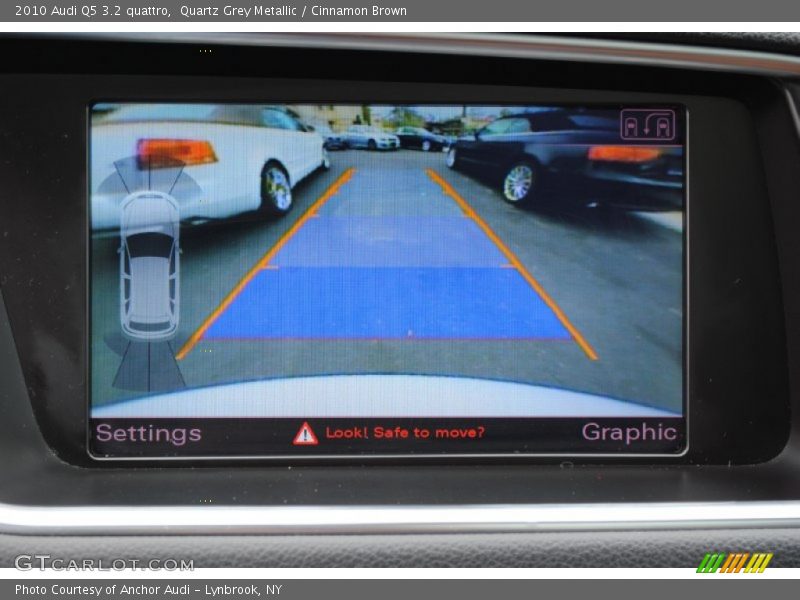 Quartz Grey Metallic / Cinnamon Brown 2010 Audi Q5 3.2 quattro