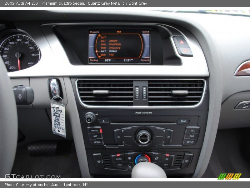 Quartz Grey Metallic / Light Grey 2009 Audi A4 2.0T Premium quattro Sedan