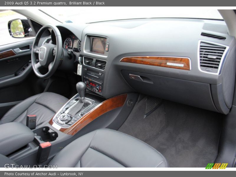 Brilliant Black / Black 2009 Audi Q5 3.2 Premium quattro