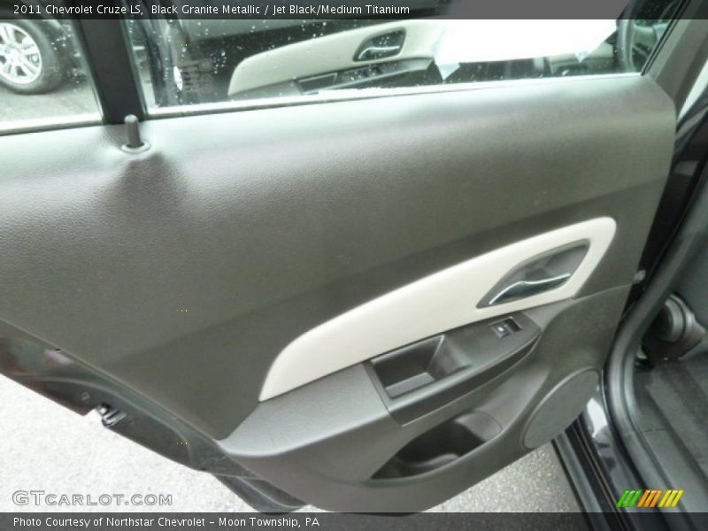 Black Granite Metallic / Jet Black/Medium Titanium 2011 Chevrolet Cruze LS