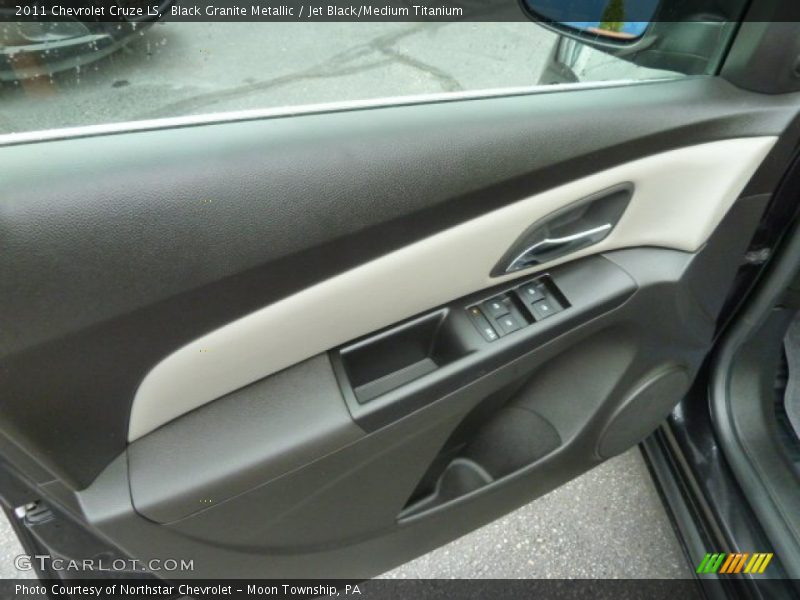 Black Granite Metallic / Jet Black/Medium Titanium 2011 Chevrolet Cruze LS