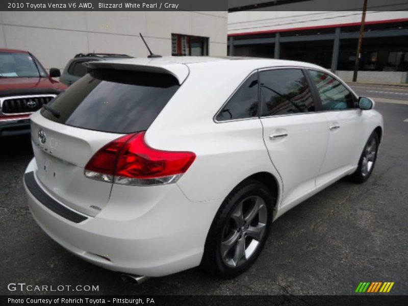 Blizzard White Pearl / Gray 2010 Toyota Venza V6 AWD