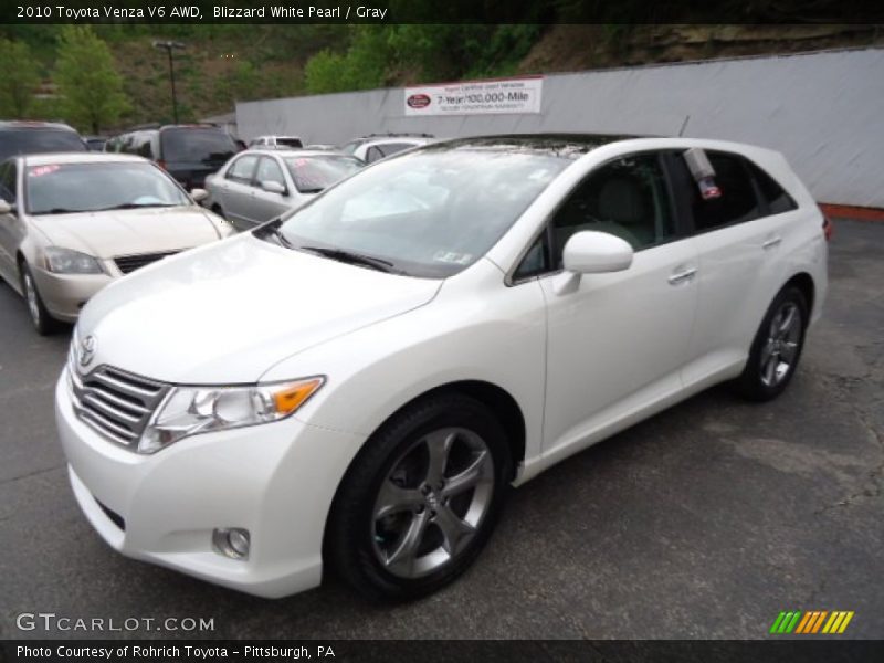 Blizzard White Pearl / Gray 2010 Toyota Venza V6 AWD