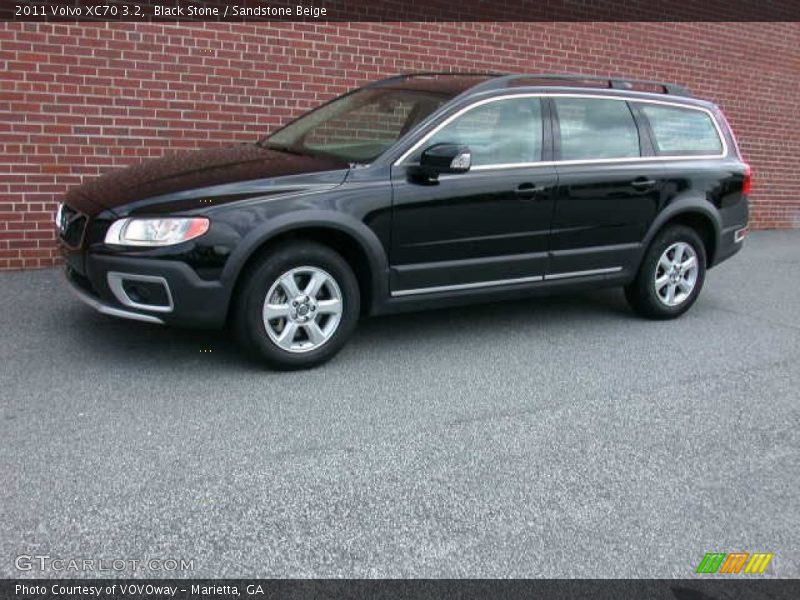 Black Stone / Sandstone Beige 2011 Volvo XC70 3.2