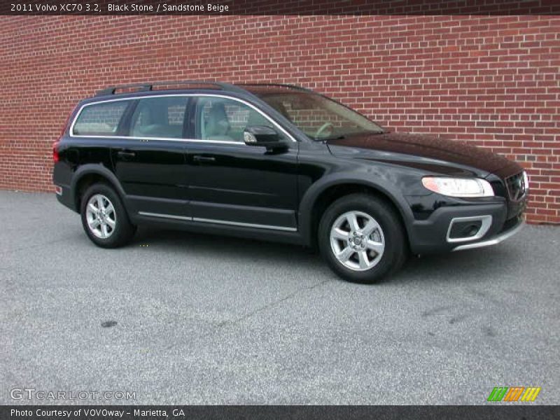 Black Stone / Sandstone Beige 2011 Volvo XC70 3.2