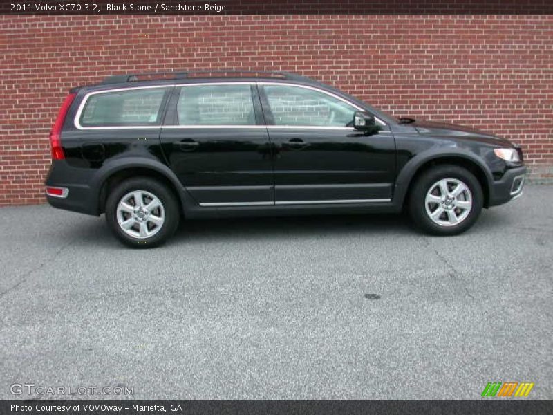 Black Stone / Sandstone Beige 2011 Volvo XC70 3.2
