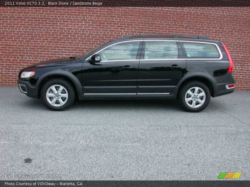 Black Stone / Sandstone Beige 2011 Volvo XC70 3.2