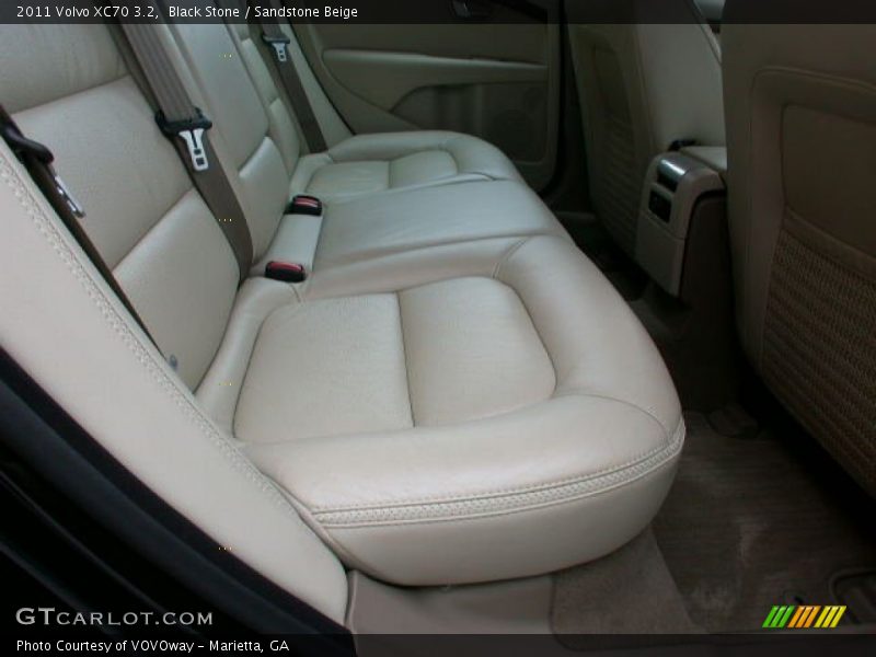 Black Stone / Sandstone Beige 2011 Volvo XC70 3.2