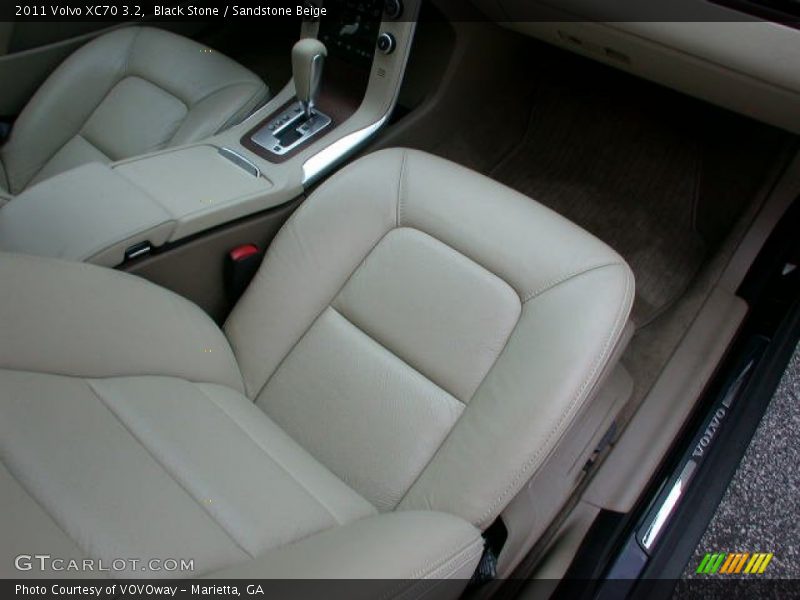 Black Stone / Sandstone Beige 2011 Volvo XC70 3.2