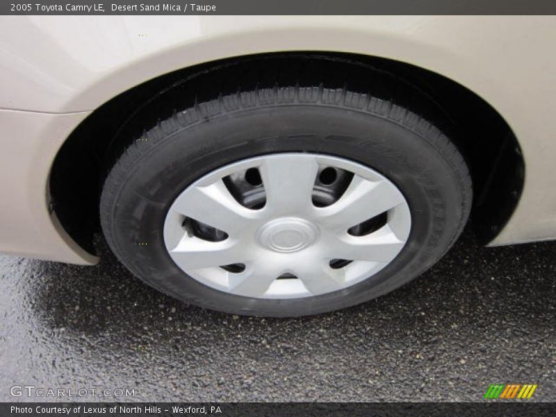 Desert Sand Mica / Taupe 2005 Toyota Camry LE