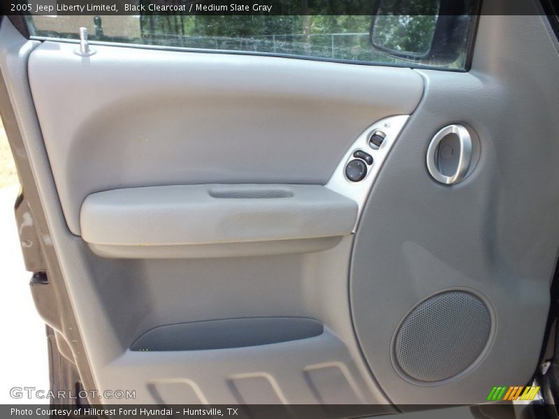 Black Clearcoat / Medium Slate Gray 2005 Jeep Liberty Limited