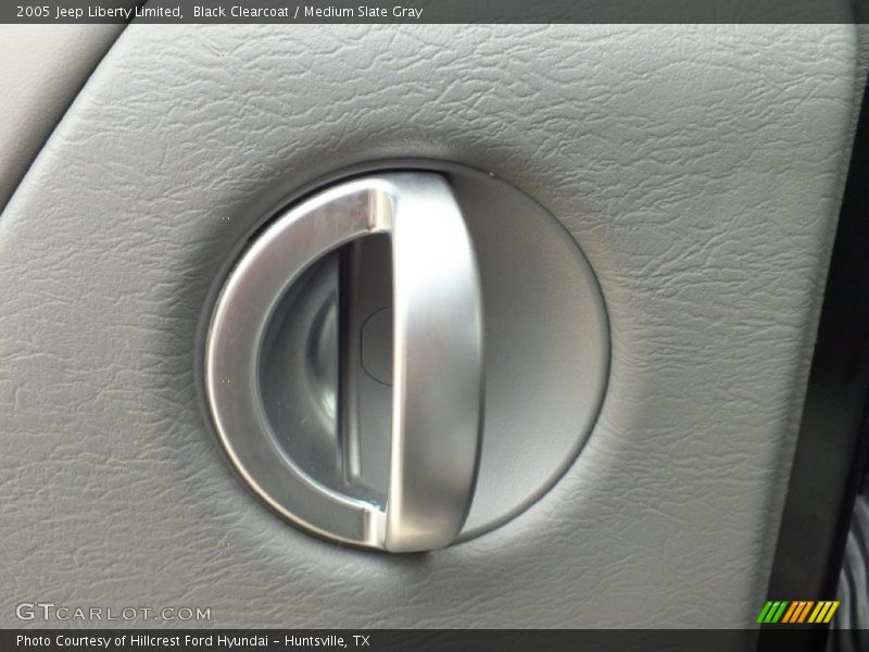Black Clearcoat / Medium Slate Gray 2005 Jeep Liberty Limited