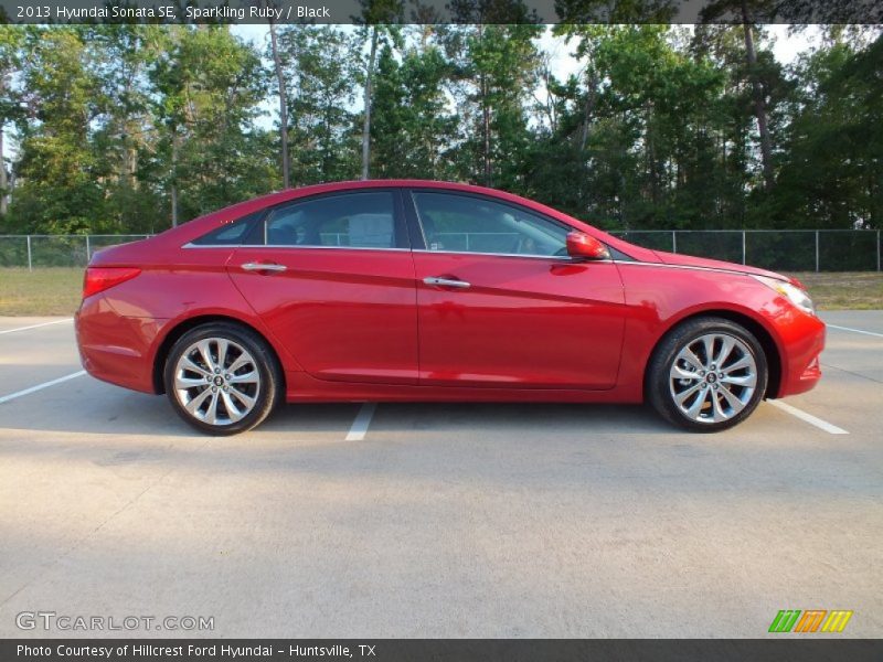 Sparkling Ruby / Black 2013 Hyundai Sonata SE