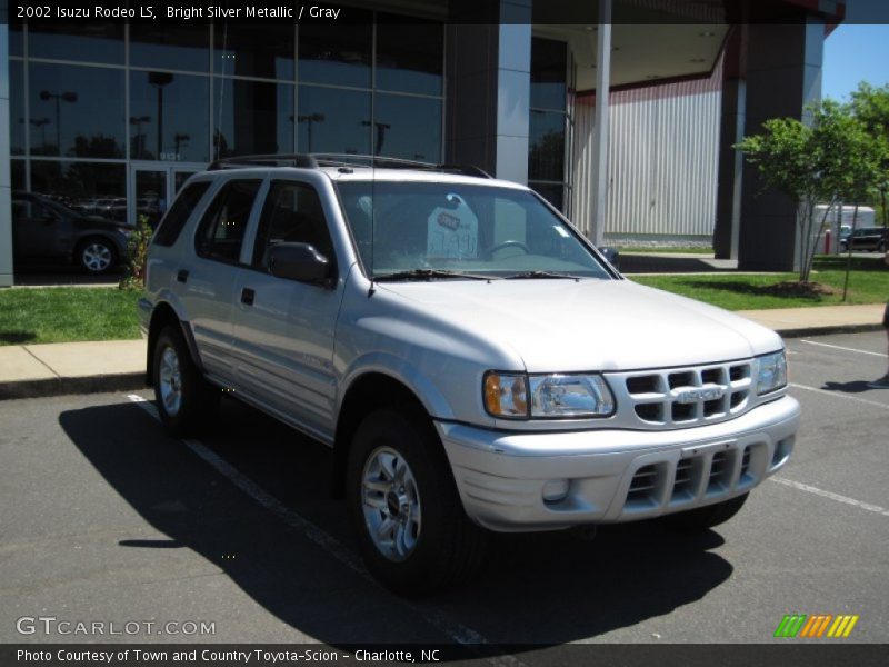 Bright Silver Metallic / Gray 2002 Isuzu Rodeo LS