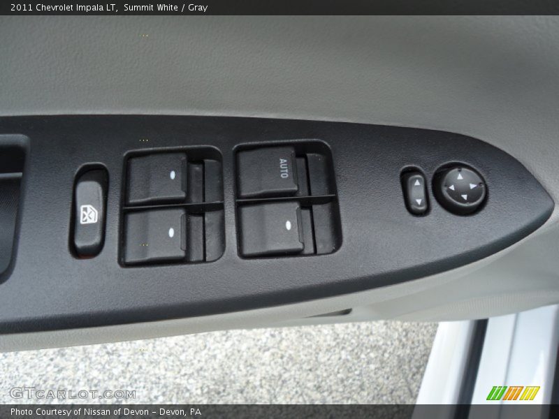 Summit White / Gray 2011 Chevrolet Impala LT