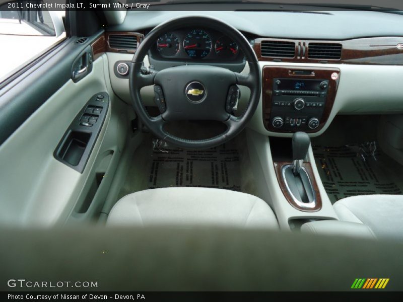Summit White / Gray 2011 Chevrolet Impala LT