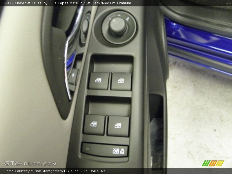 Blue Topaz Metallic / Jet Black/Medium Titanium 2012 Chevrolet Cruze LS