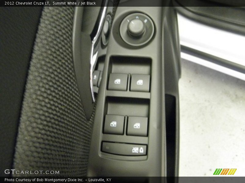 Summit White / Jet Black 2012 Chevrolet Cruze LT