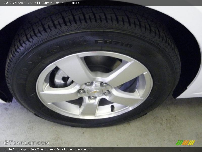Summit White / Jet Black 2012 Chevrolet Cruze LT