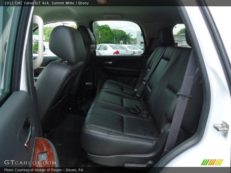 Summit White / Ebony 2012 GMC Yukon SLT 4x4