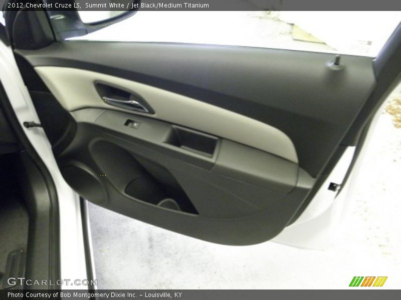 Summit White / Jet Black/Medium Titanium 2012 Chevrolet Cruze LS