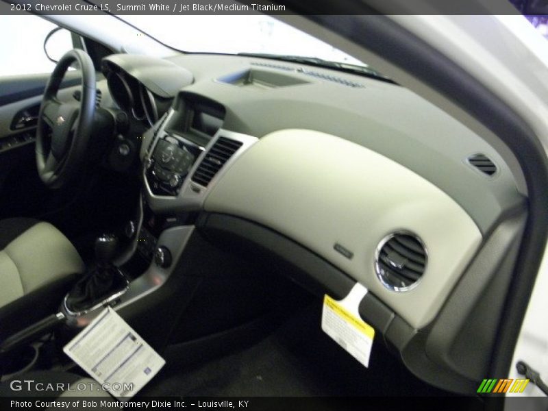 Summit White / Jet Black/Medium Titanium 2012 Chevrolet Cruze LS