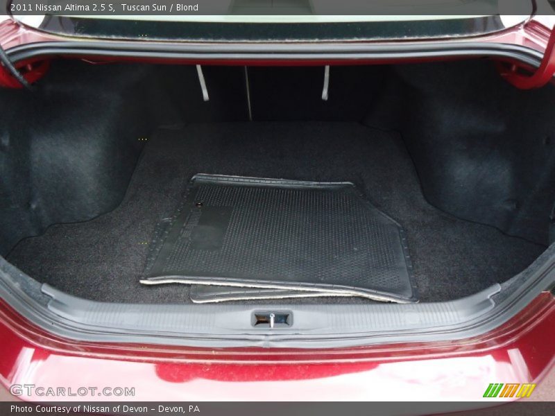 Tuscan Sun / Blond 2011 Nissan Altima 2.5 S