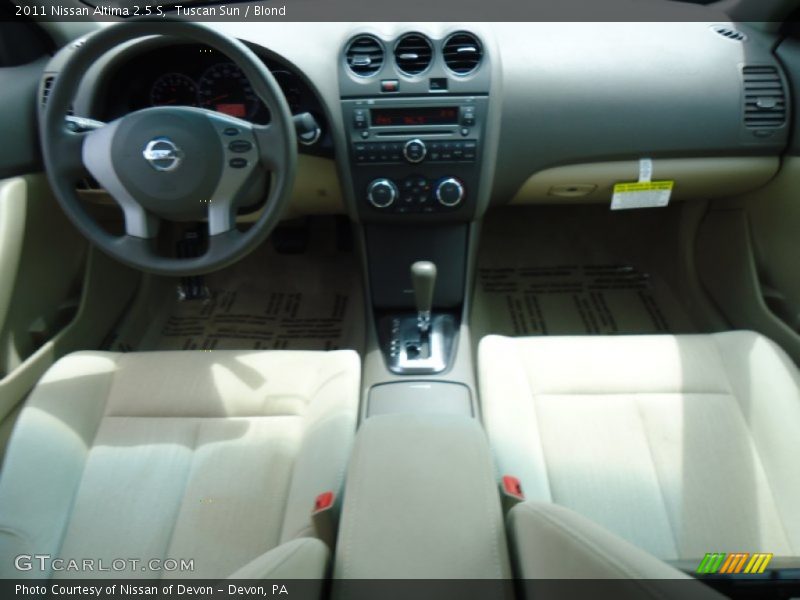 Tuscan Sun / Blond 2011 Nissan Altima 2.5 S