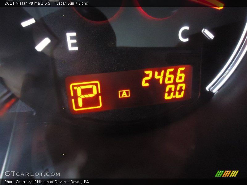 Tuscan Sun / Blond 2011 Nissan Altima 2.5 S