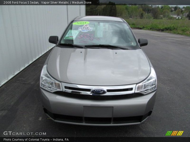 Vapor Silver Metallic / Medium Stone 2008 Ford Focus S Sedan
