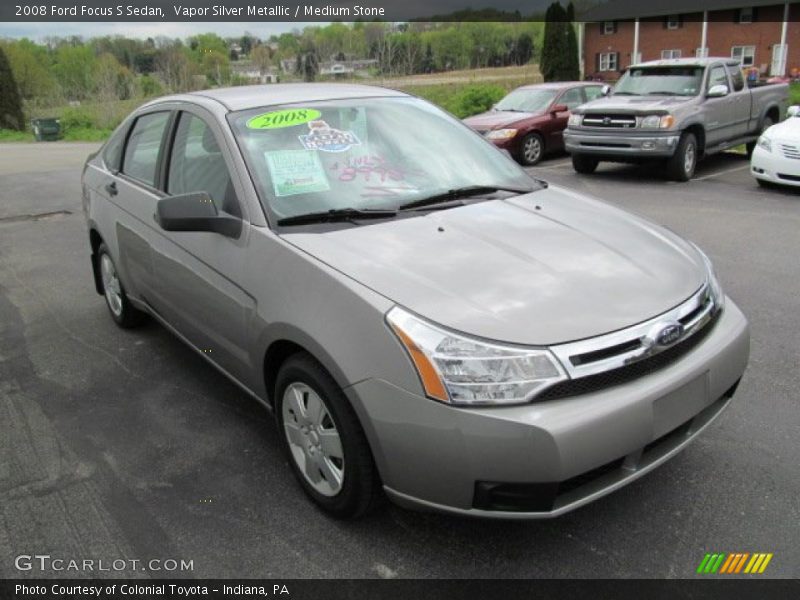 Vapor Silver Metallic / Medium Stone 2008 Ford Focus S Sedan