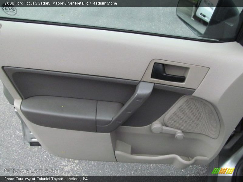 Vapor Silver Metallic / Medium Stone 2008 Ford Focus S Sedan