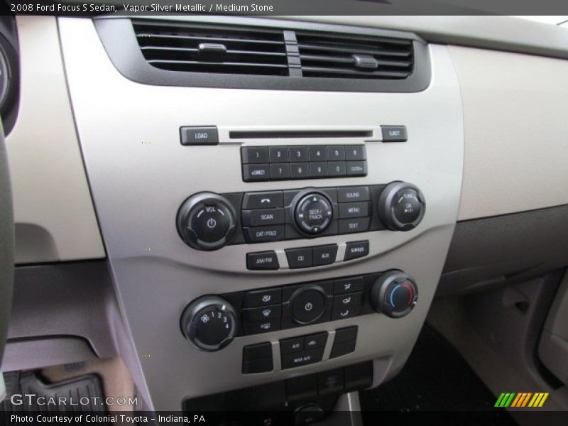 Vapor Silver Metallic / Medium Stone 2008 Ford Focus S Sedan