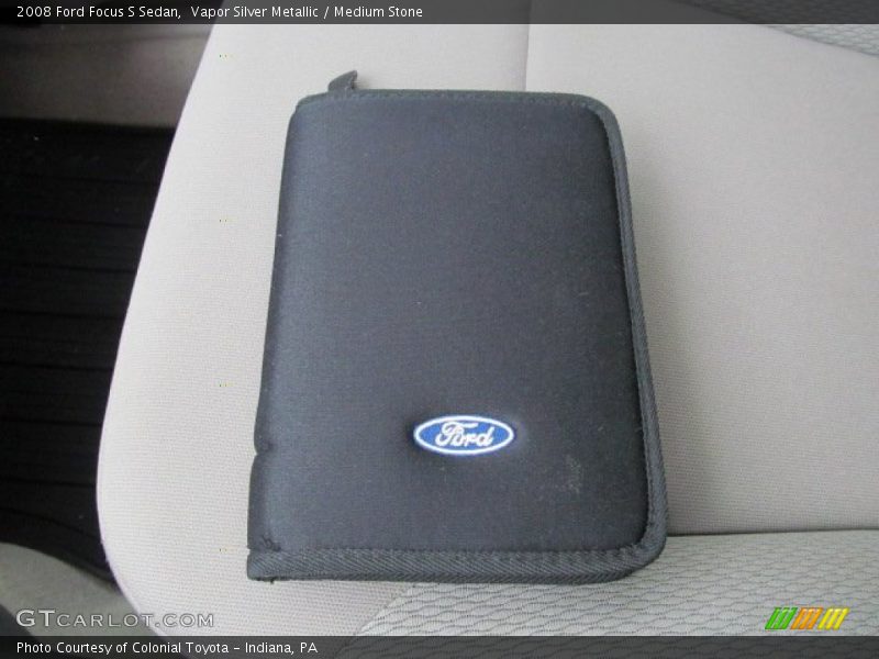 Vapor Silver Metallic / Medium Stone 2008 Ford Focus S Sedan
