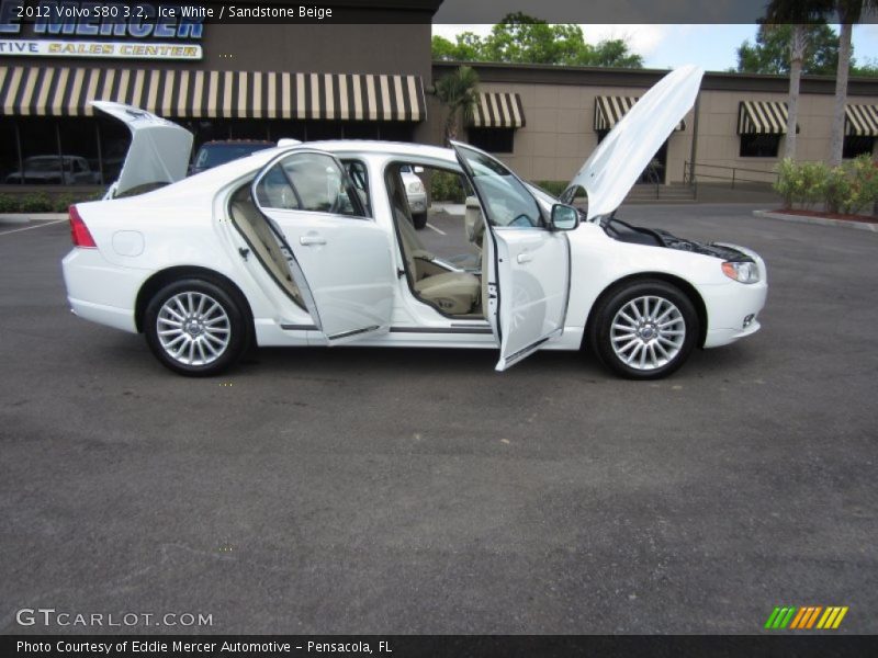 Ice White / Sandstone Beige 2012 Volvo S80 3.2