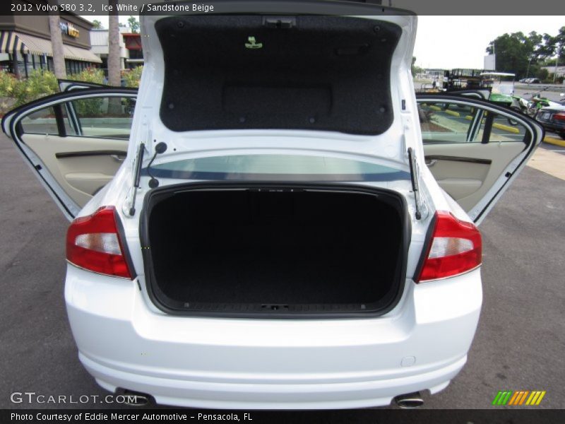 Ice White / Sandstone Beige 2012 Volvo S80 3.2